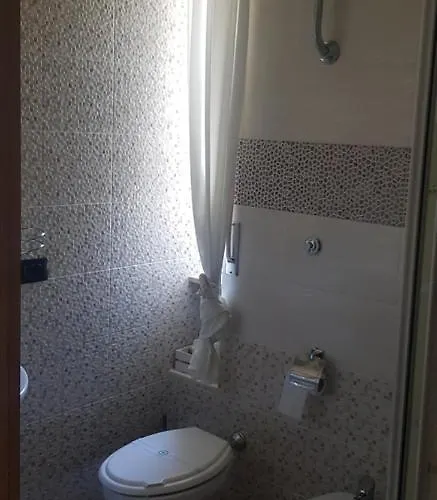 La Casa Di Ercole Nocleg ze śniadaniem